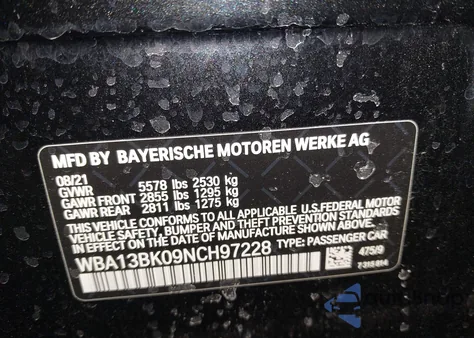 2022 BMW M550 I xDrive z USA, uszkodzony, nr VIN WBA13BK09NCH97228